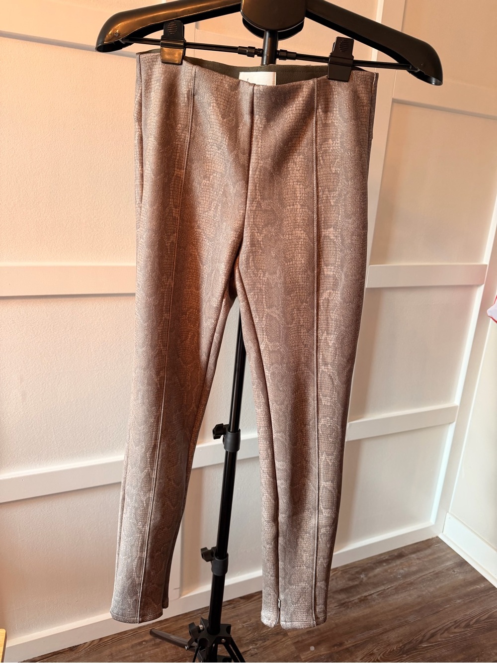 Anthropologie Brown Taupe Snake-Print Ponte Skinny Pants